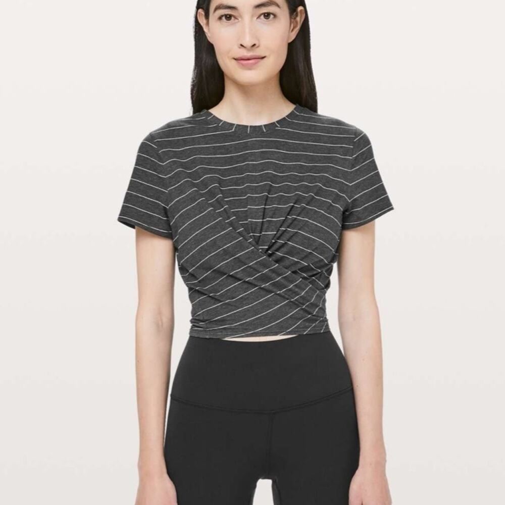 Lululemon Time To Restore Short Sleeve Stripe Heathered Gray Tee Sz 2